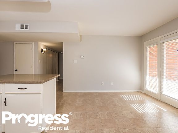 5th image of 4744 Loma Blanca Dr