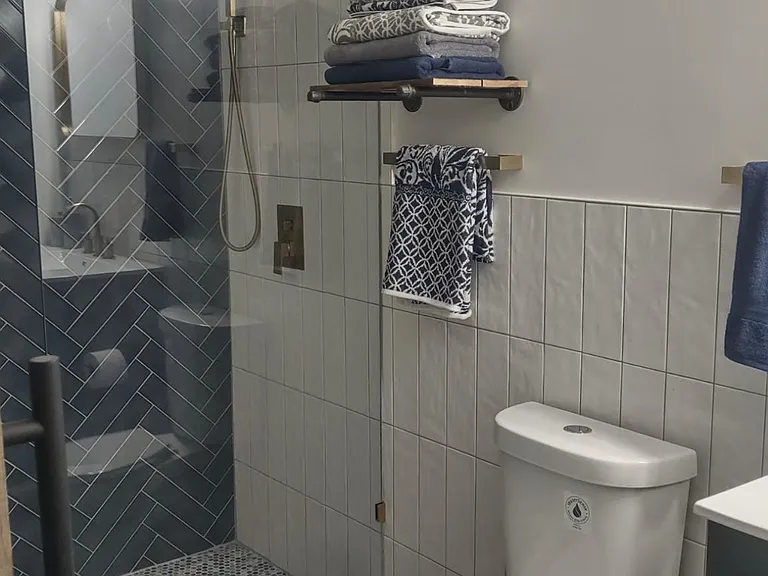 1243 N Washington St #307 — Photo 6