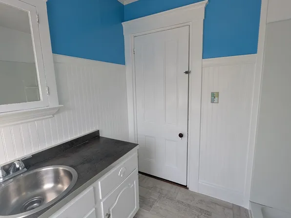 (undisclosed Address), Gardiner, ME 04345