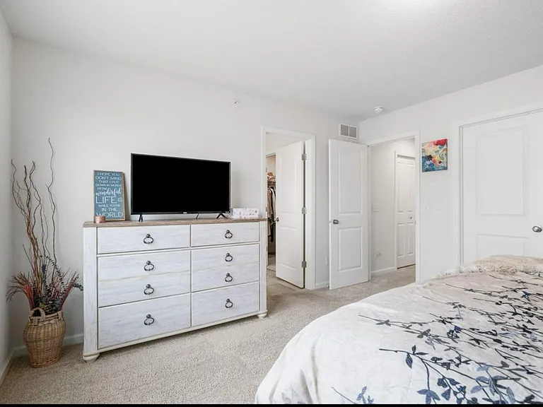 832 Roselyn Dr #831 — Photo 15