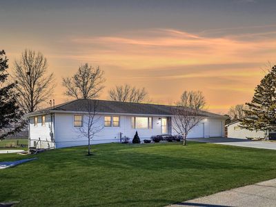 307 W Orange Rd, Waterloo, IA, 50701