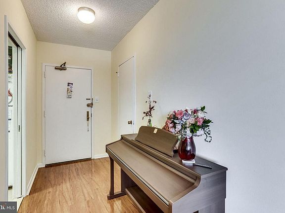 2nd image of 3701 S George Mason Dr Unit 601N