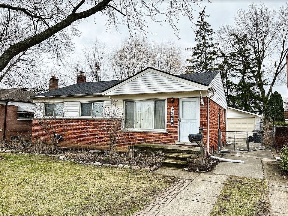 1st image of 32629 Avondale St