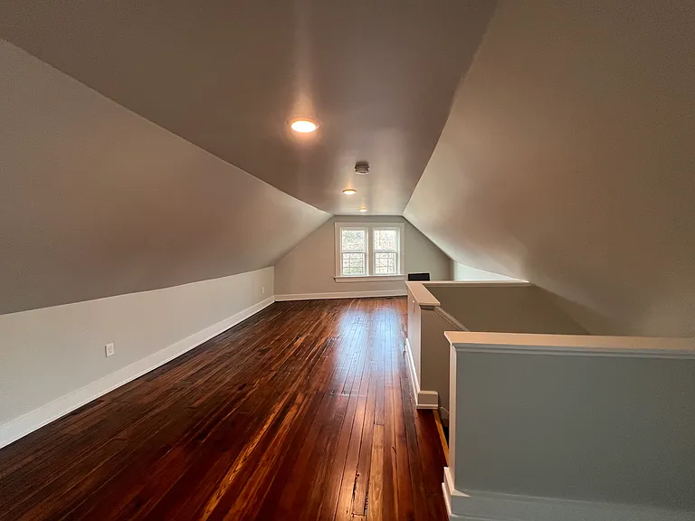 4330 Spring Grove Ave #5 — Photo 10