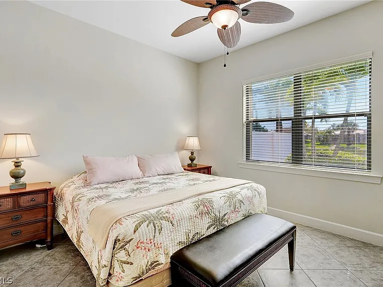 10879 Rutherford Rd — Photo 12