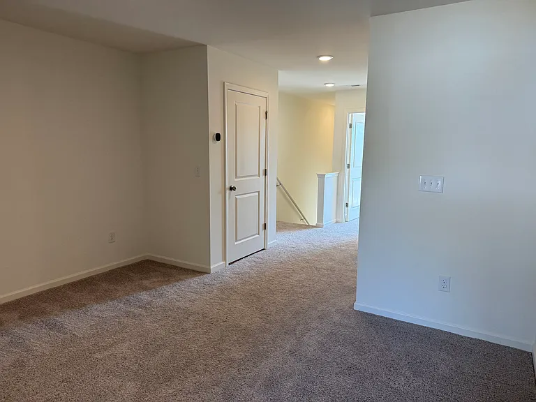 2445 Brookville Dr #B — Photo 25