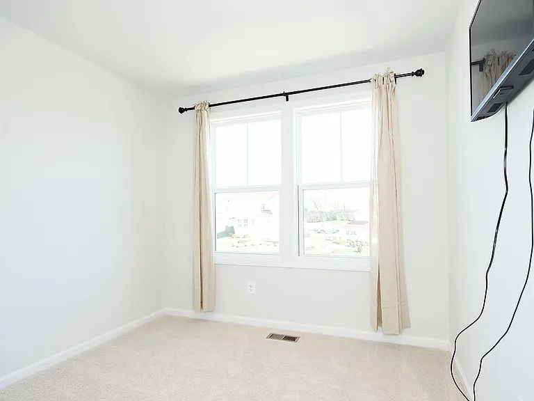 5965 McComb St — Photo 11