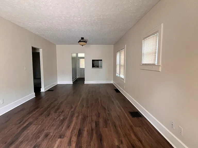 1217 Schiller Ave #1 — Photo 3