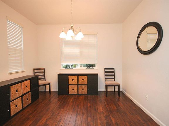 2nd image of 1012 Barnsbury Ct