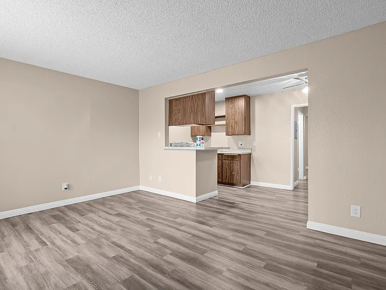 Park Place Apartments — Photo 13
