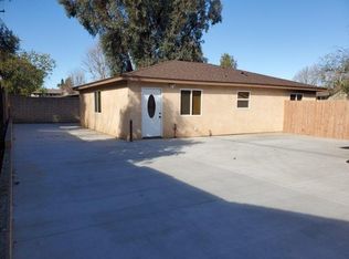 116 N Vicentia Ave #101, Corona, CA 92882