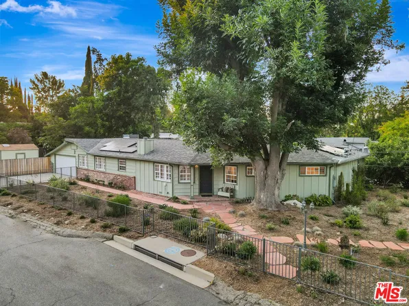 6001 Oakdale Ave, Woodland Hills, CA 91367