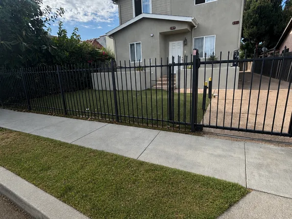 209 E 67th St, Los Angeles, CA 90003