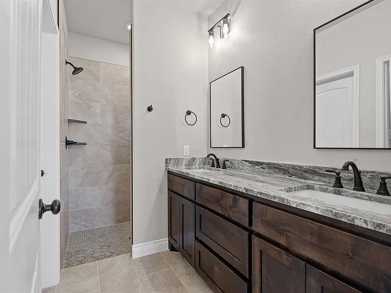 3402 Hilltop Rd — Photo 23