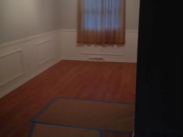 91 Marine Dr, Amherst, NY 14228