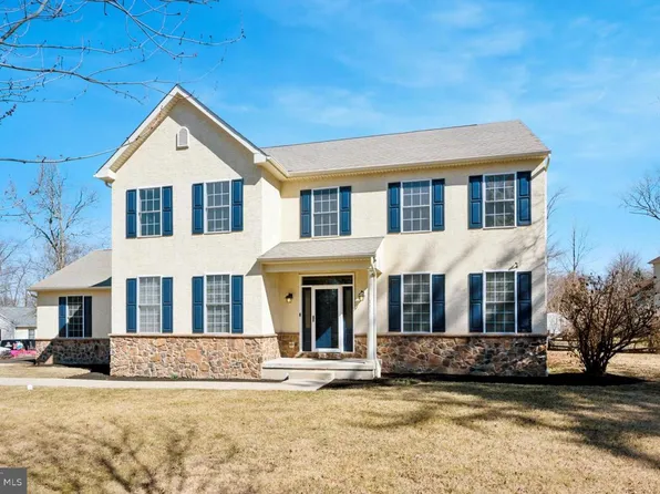 111 Country Ln, Lansdale, PA 19446