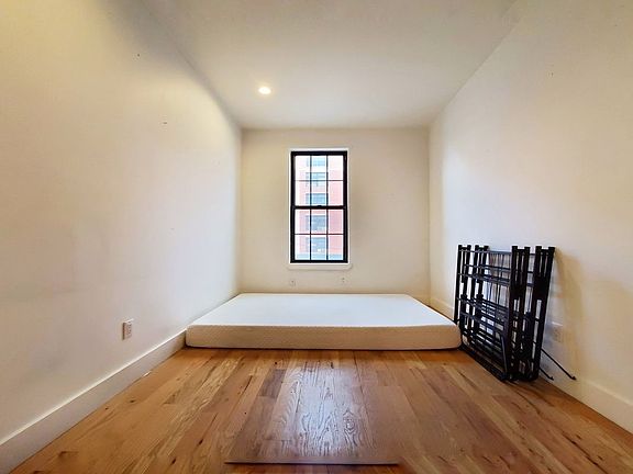 5th image of 578 Bushwick Ave #2LL