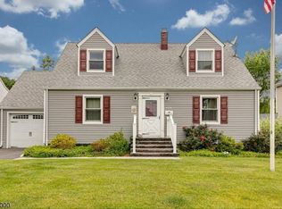 424 Huntington Rd, Union, NJ 07083