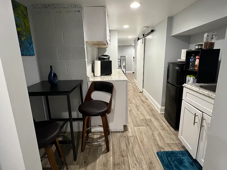 748 McHenry St #1B — Photo 4