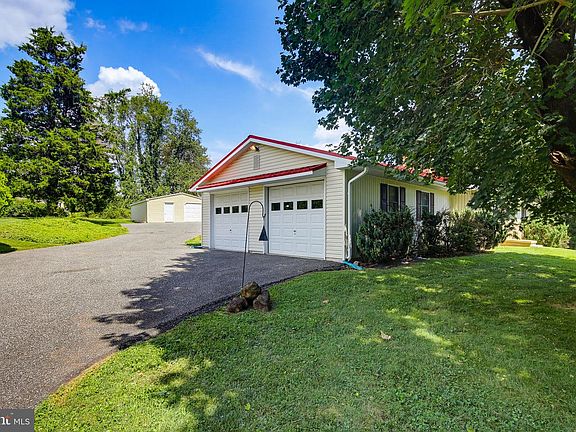 2nd image of 3606 Dublin Rd