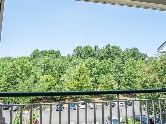 5th image of 6567 Grange Ln Unit 402