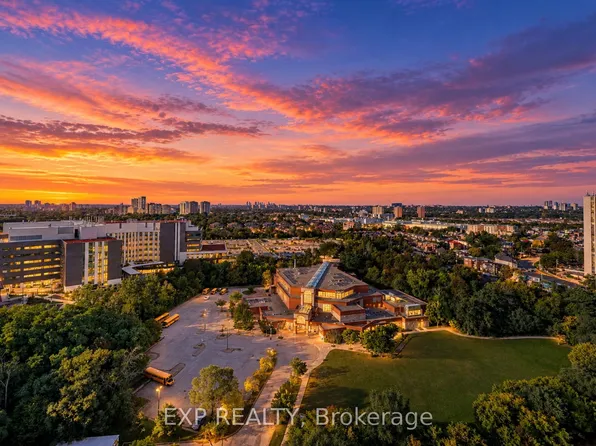 85 Emmett Ave #2412, Toronto, ON M6M 5A2