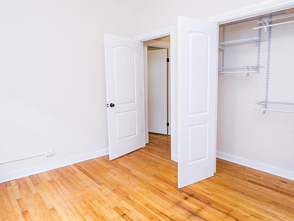 5th image of 2334 N Sacramento Ave APT 2