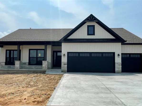 316 Grist Mill Ln, Moscow Mills, MO 63362