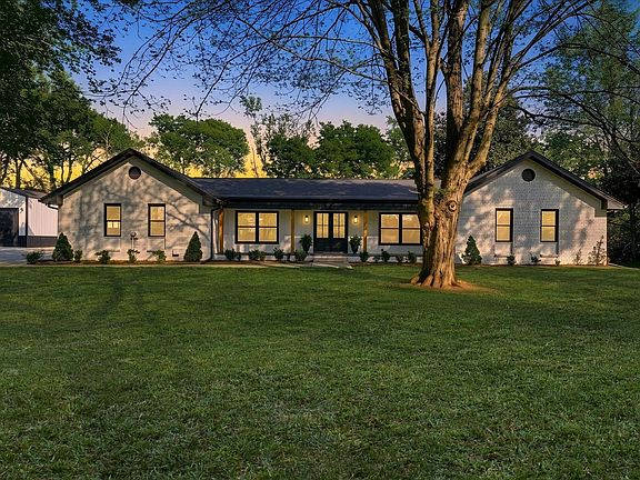 2nd image of 301 Rosebrook Dr