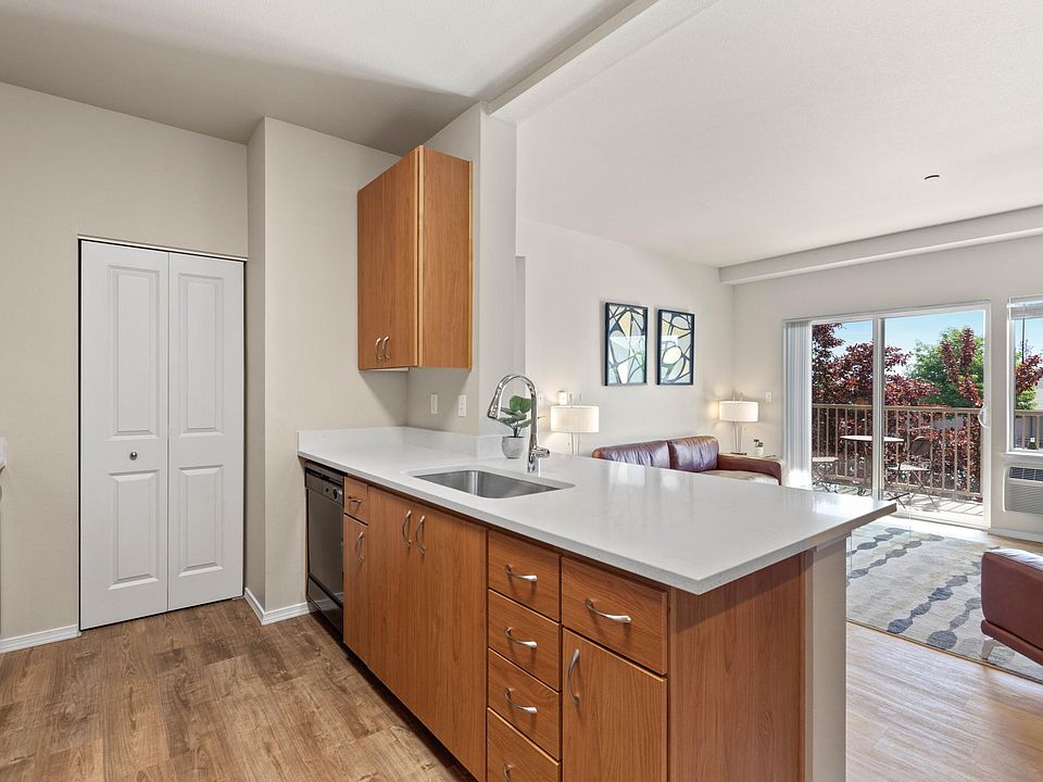 Premium Quartz Countertops