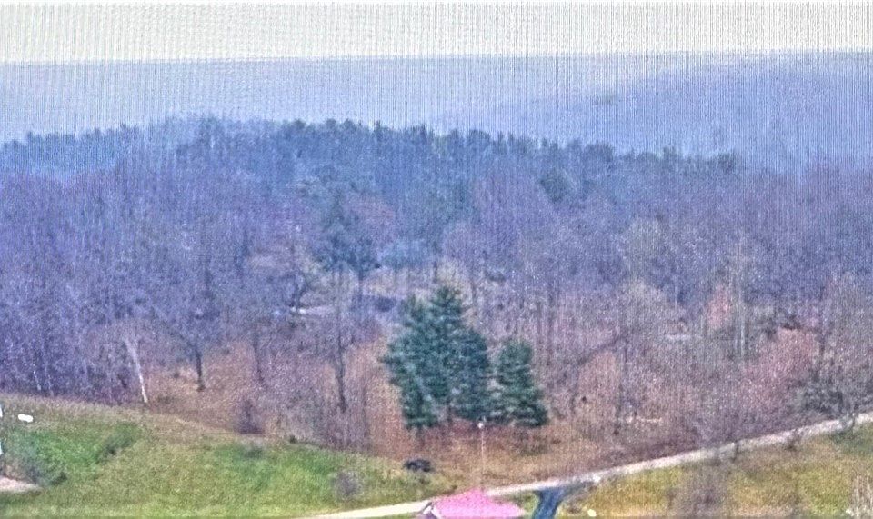 2nd image of Deer Rd
