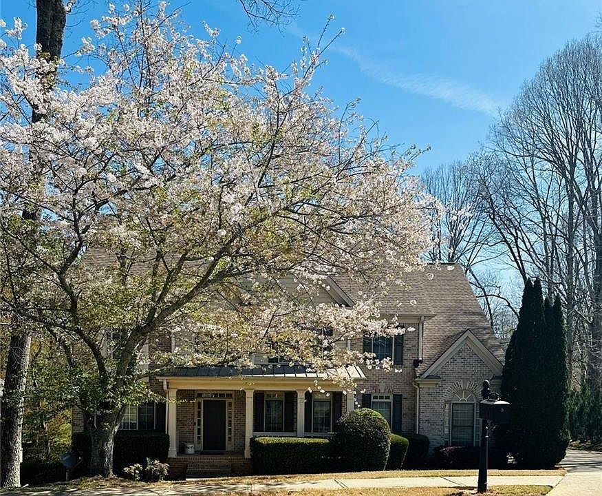 1st image of 3775 NE Rolling Creek Dr