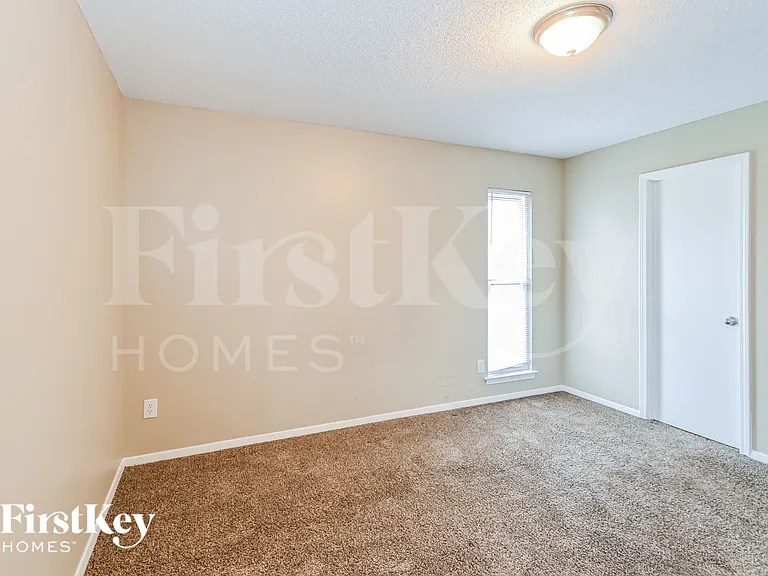 6630 Windflower Ln — Photo 11