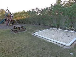 226 Orchid Dr — Photo 32