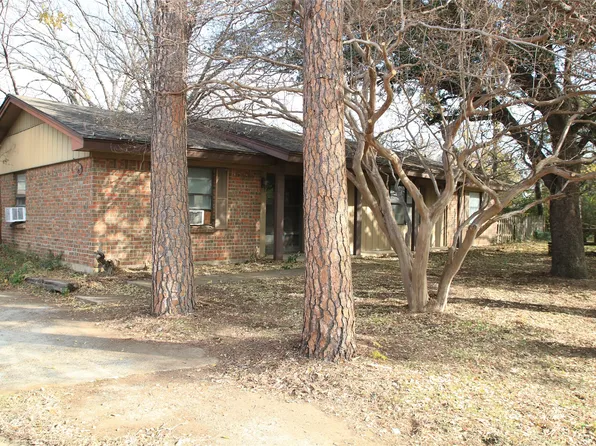 611 Cain St, Lake Dallas, TX 75065