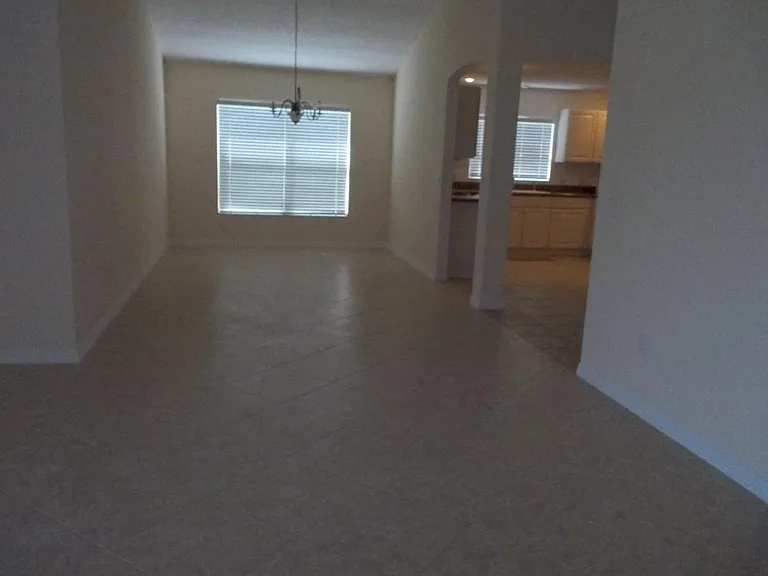 2322 Callaway Dr — Photo 6