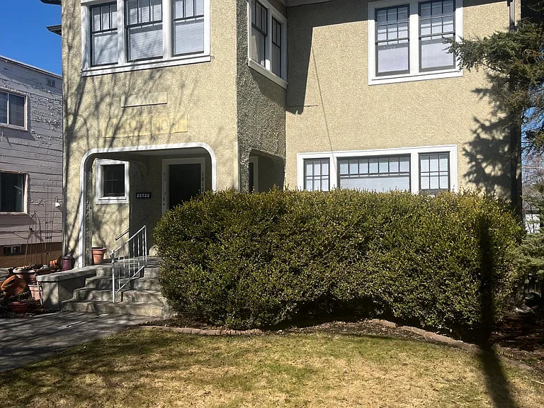 1812 W Pacific Ave #2 — Photo 2