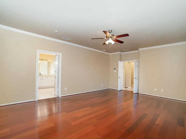 1800 Montura Ln — Photo 14
