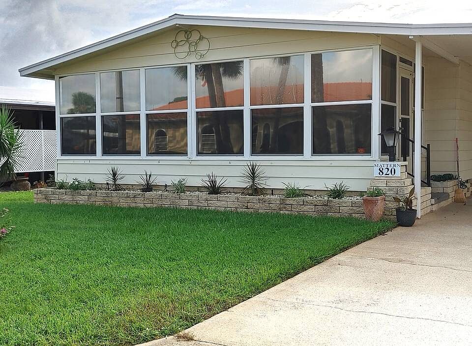 1st image of 820 Village Dr