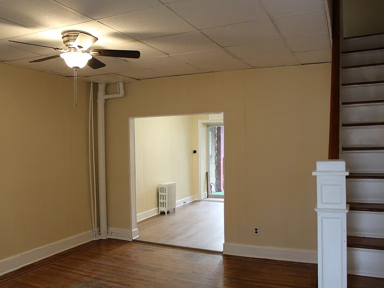 2817 Sunset Dr — Photo 2