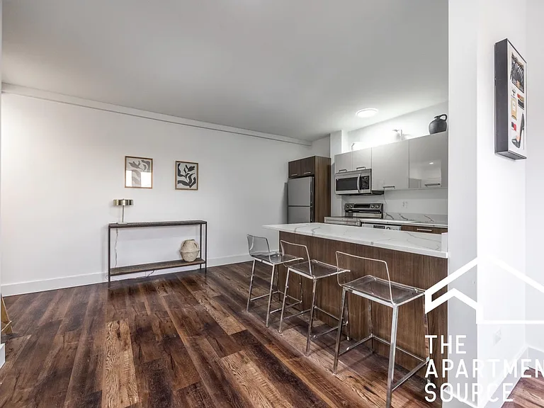 1556 W Hollywood Ave #3 — Photo 10