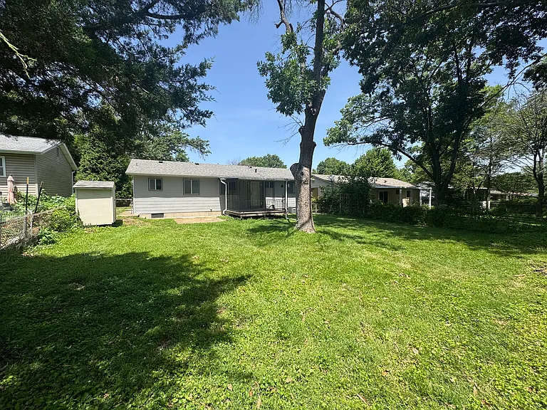 1816 Schulte Hill Dr — Photo 18