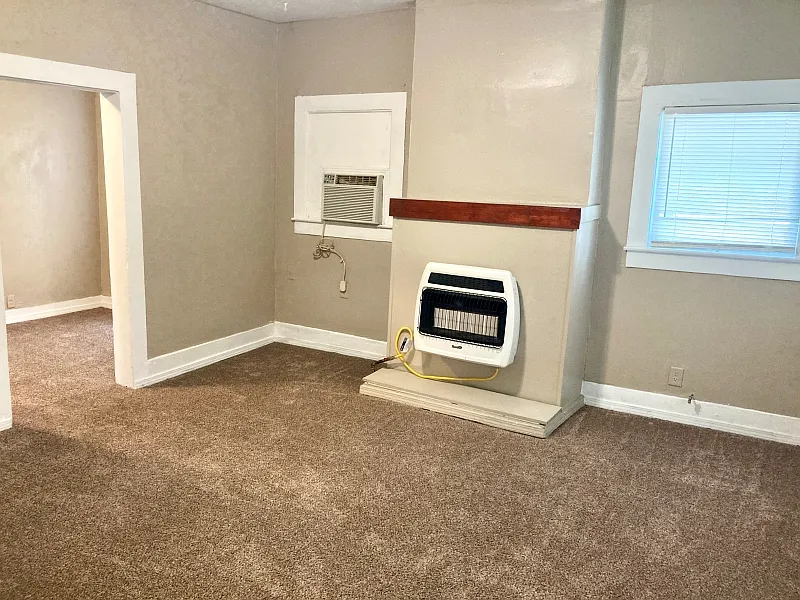 3022 Anderson St — Photo 2