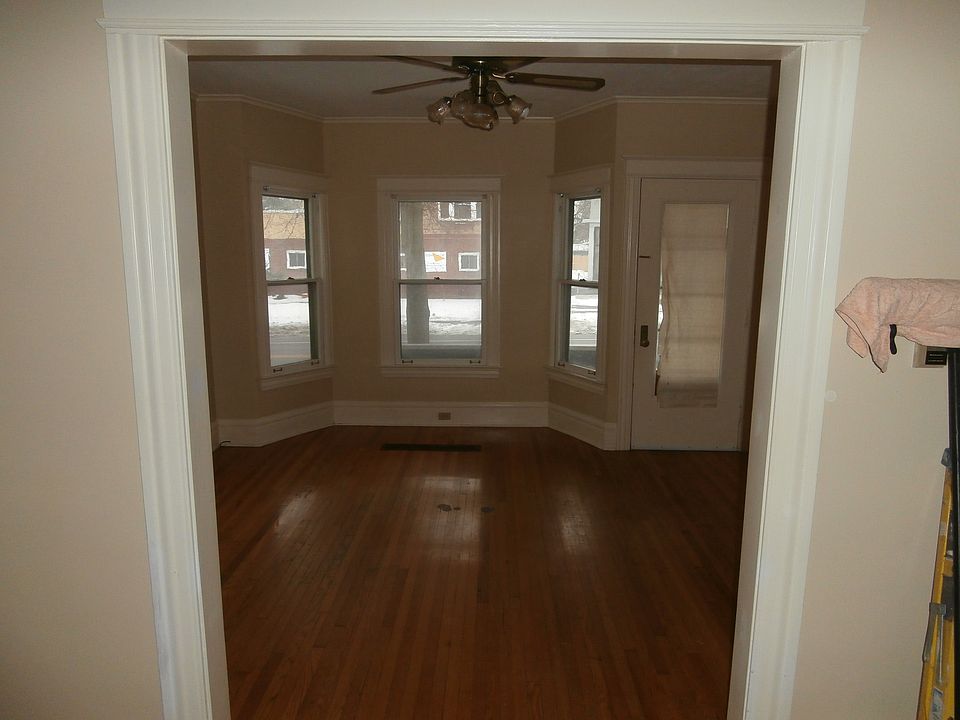 2nd image of 870-872 Atlantic Ave