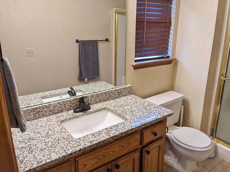 2109 Parkview Dr — Photo 7