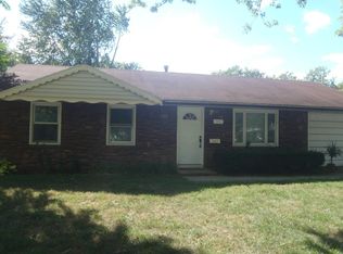 303 S Scottswood Dr, Urbana, IL 61802