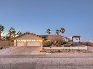 120 E Rochell Dr, Henderson, NV 89015