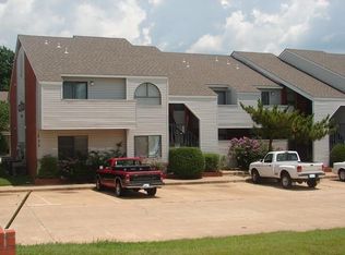 1932 E Lindsey St #224, Norman, OK 73071