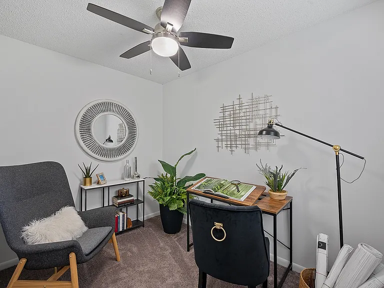 Timber Glen Apartments — Photo 101
