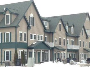 39 Beach Shore Dr, Milford, CT 06460